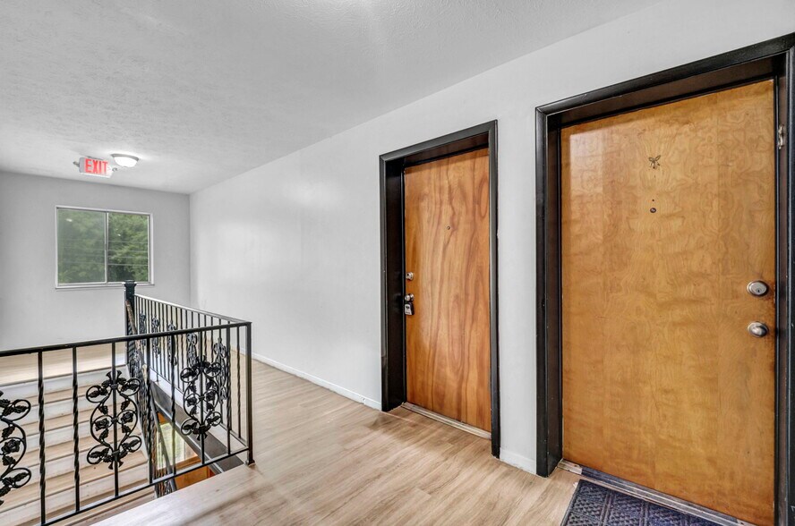 More Photos Of 818-850 S Green Rd, South Euclid Apartments For Sale