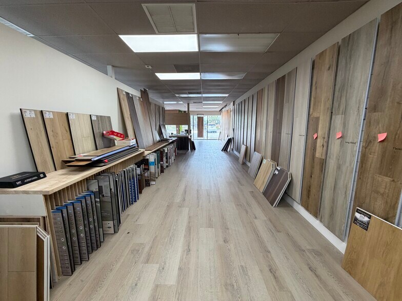 More Photos Of 501-505 Alternate A1A, Jupiter Storefront Retail Office For Lease