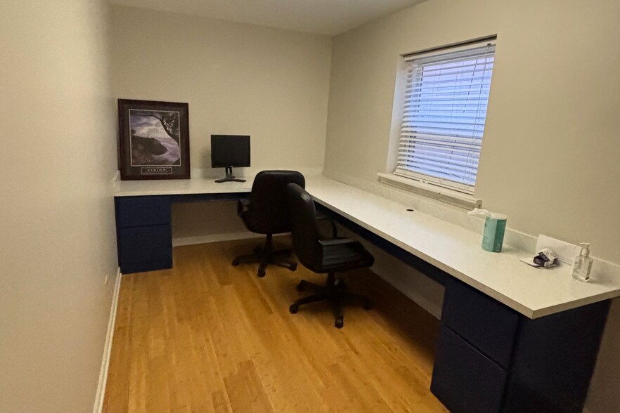 More Photos Of 5111 John F Kennedy Blvd, North Little Rock Office For Sale