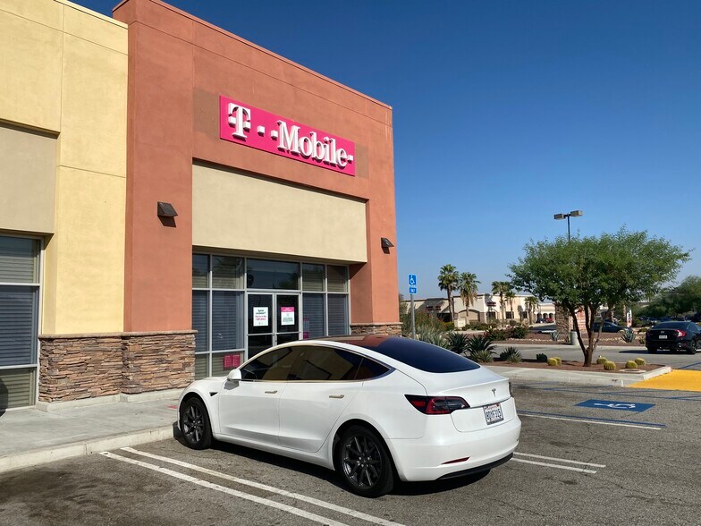 More Photos Of 79485 Highway 111, La Quinta General Retail For Lease