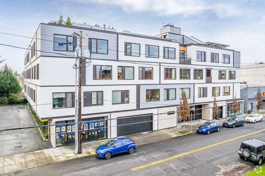 More Photos Of 4252 SE Belmont St, Portland Apartments For Lease