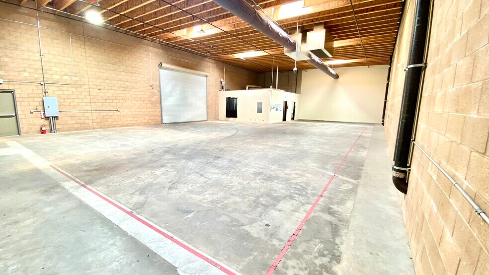More Photos Of 4423-4439 Rowland Ave, El Monte Warehouse For Lease