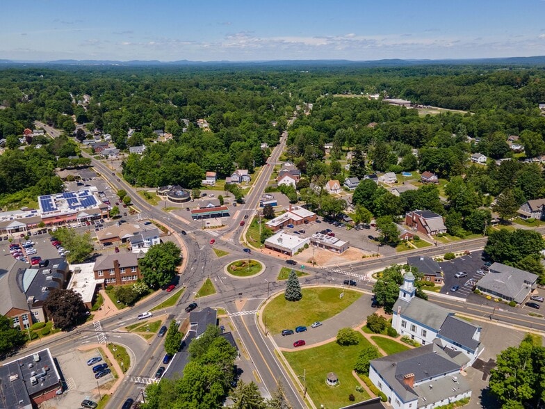 More Photos Of 55 White Ave, East Longmeadow Freestanding For Lease