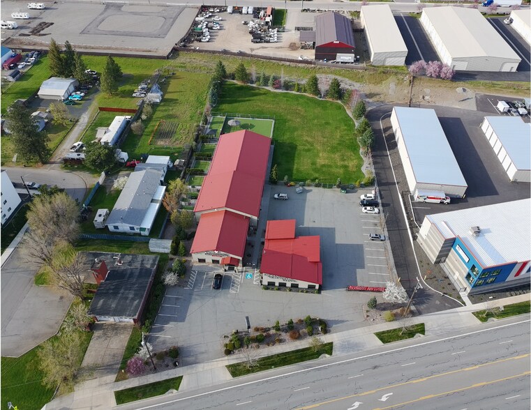 More Photos Of 19223-19225 E Appleway Ave, Spokane Valley Freestanding For Lease