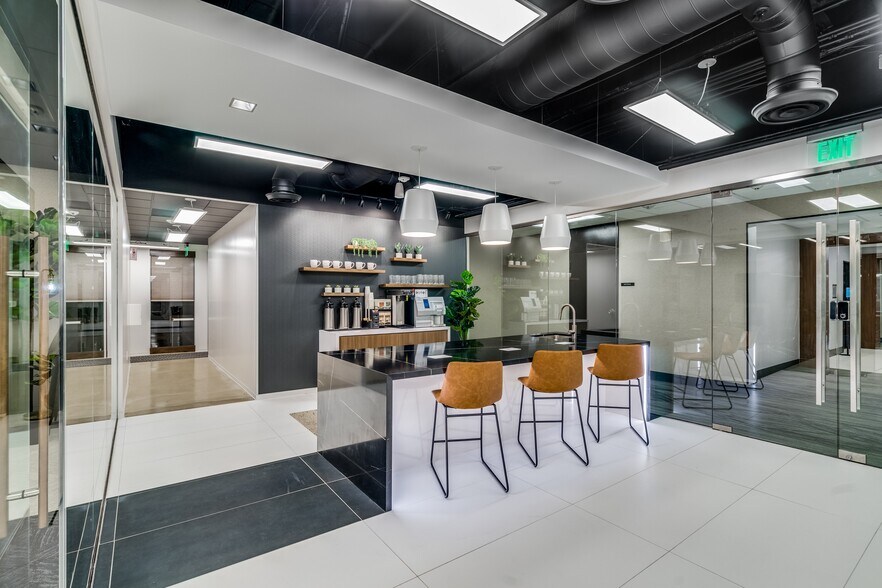 More Photos Of 6060 N Central Expy, Dallas Coworking Space