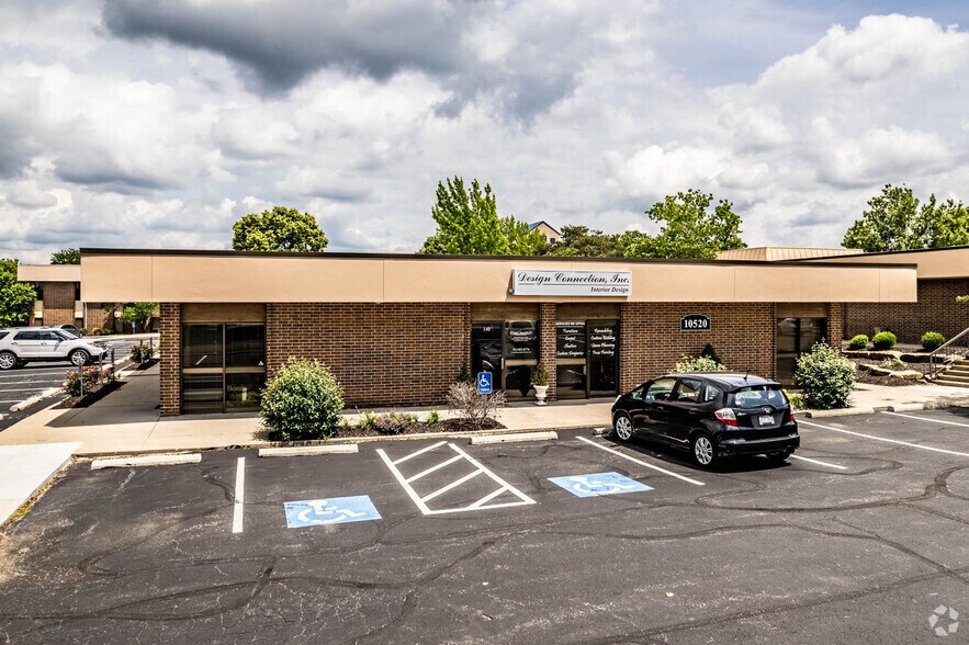 More Photos Of 10540 Barkley St, Overland Park Office For Lease