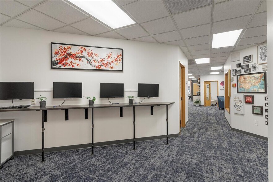More Photos Of 280 Liberty St SE, Salem Office For Lease