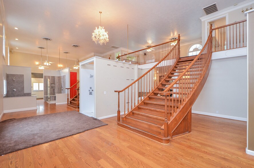 More Photos Of 9420 Fm 1960 Rd W, Houston Office For Lease