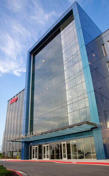 More Photos Of 5111 W JB Hunt Dr, Rogers Office For Lease