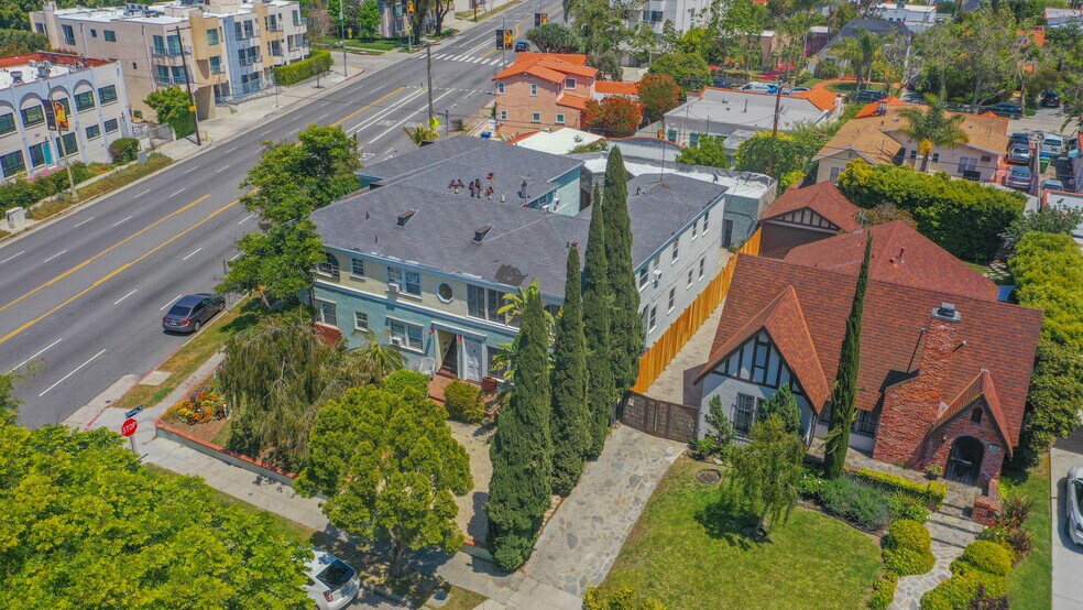 More Photos Of 1000-1002 S Ridgeley Dr, Los Angeles Apartments For Sale