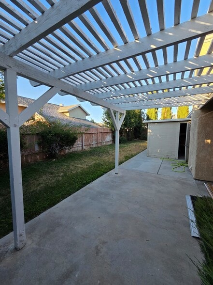 More Photos Of 3833 E Avenue R12, Palmdale Healthcare For Sale
