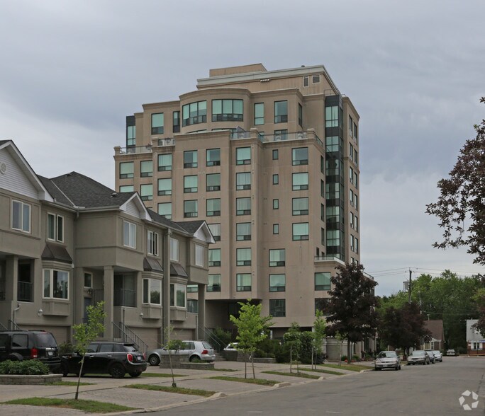 More Photos Of 386 E Sheppard Ave, Toronto Apartments For Lease