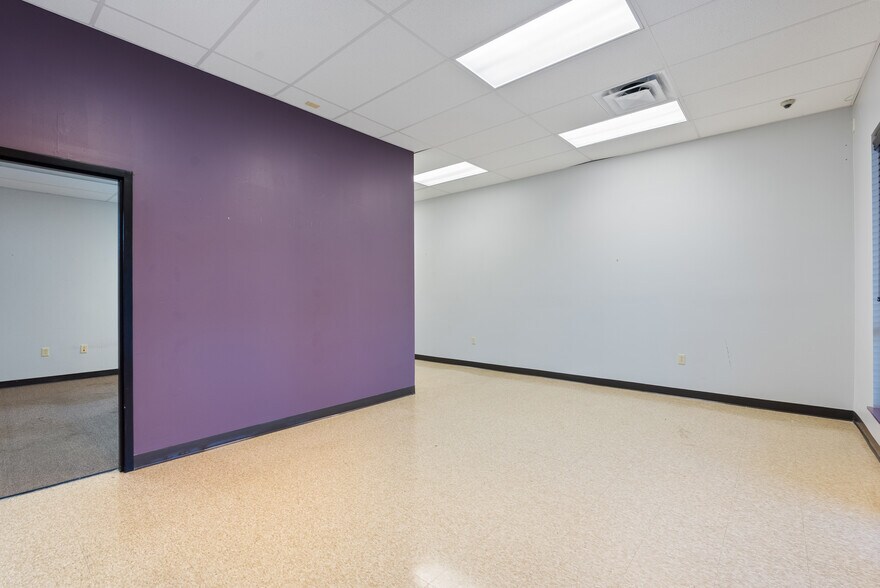 More Photos Of 2125 College Ave, Conway Freestanding For Lease