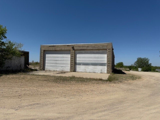 More Photos Of 37701 Ottawa Rd, Le Sueur Industrial For Sale