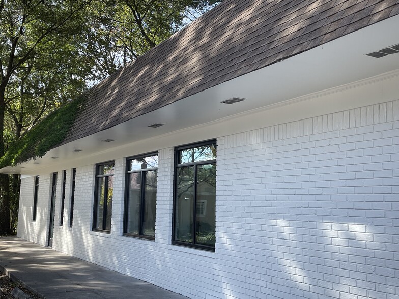 Primary Photo Of 1922 Cosgrove Ave, North Charleston General Retail For Lease