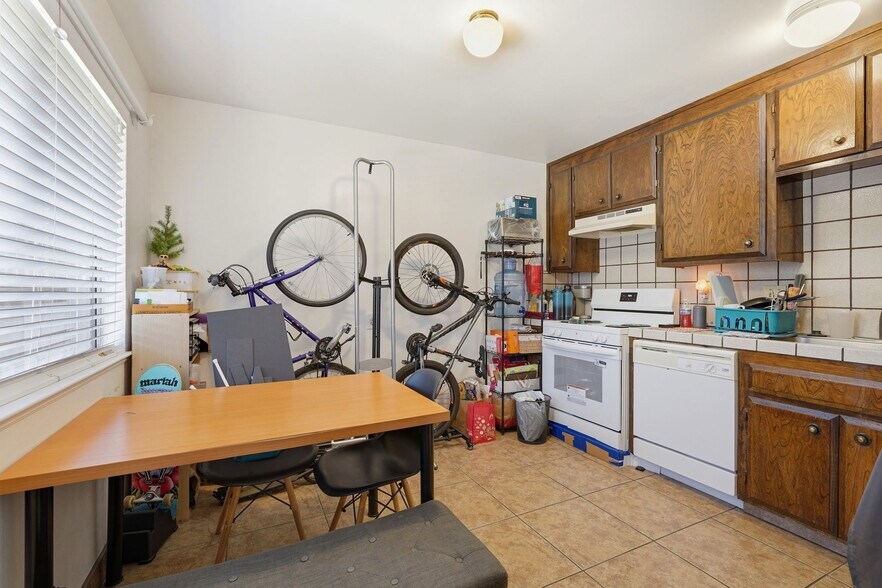 More Photos Of 635 Bolton Ct, San Jose Apartments For Sale