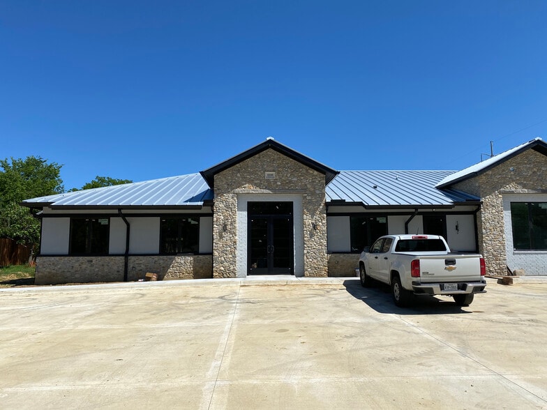 More Photos Of 1110 N Kimball Ave, Southlake Medical For Lease