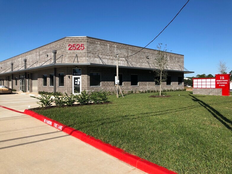 More Photos Of 2519 N Frazier St, Conroe Office Residential For Lease