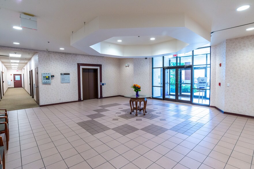 More Photos Of 3409 N Central Expy, Plano Office For Lease