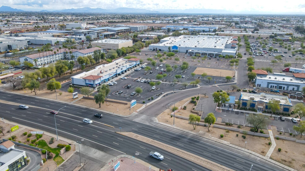 More Photos Of 1903 S Country Club Dr, Mesa Freestanding For Lease