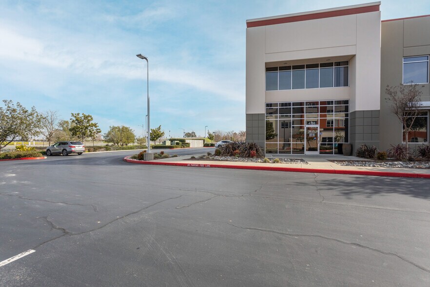 More Photos Of 4750-4794 Duckhorn Dr, Sacramento Research And Development For Lease