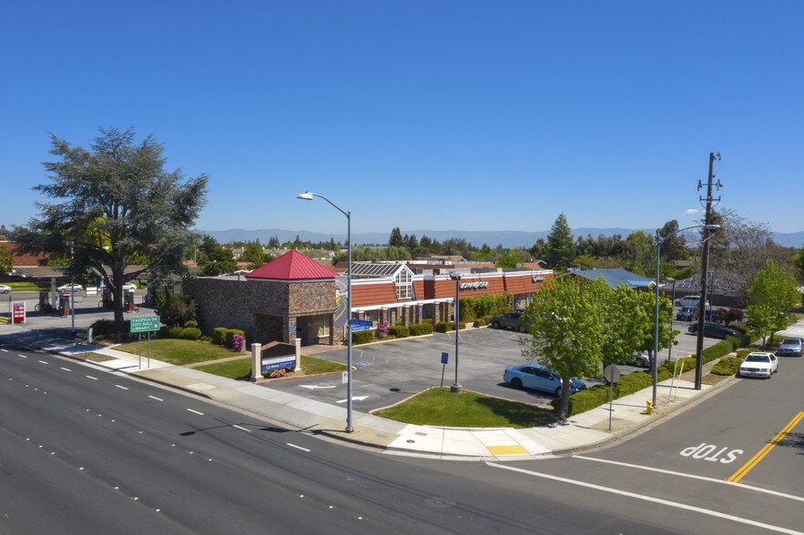 More Photos Of 10520 S De Anza Blvd, Cupertino Restaurant For Sale