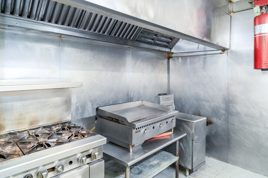 More Photos Of 406 N Piedmont Ave, Rockmart Restaurant For Sale