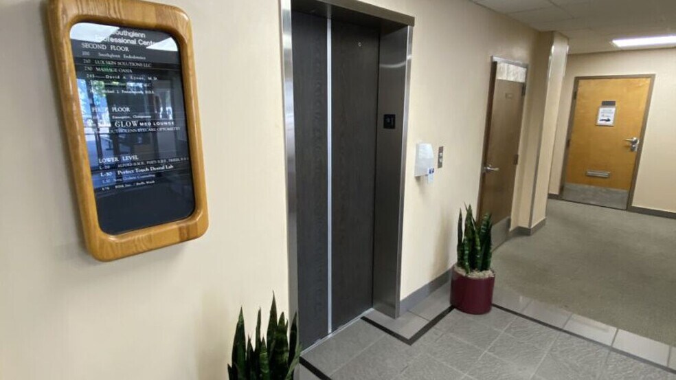 More Photos Of 6650 S Vine St, Centennial Medical For Lease