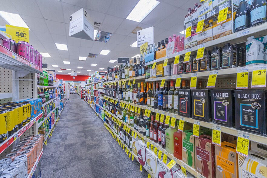 More Photos Of 2814 N Main St, Anderson General Retail For Sale