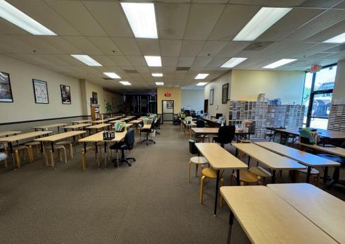 More Photos Of 8311-8351 W 135th St, Overland Park Storefront Retail Office For Lease