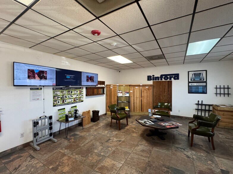 More Photos Of 607 Dumont St, South Houston Manufacturing For Sale