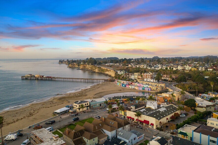 More Photos Of 518 Capitola Ave, Capitola Multifamily For Sale
