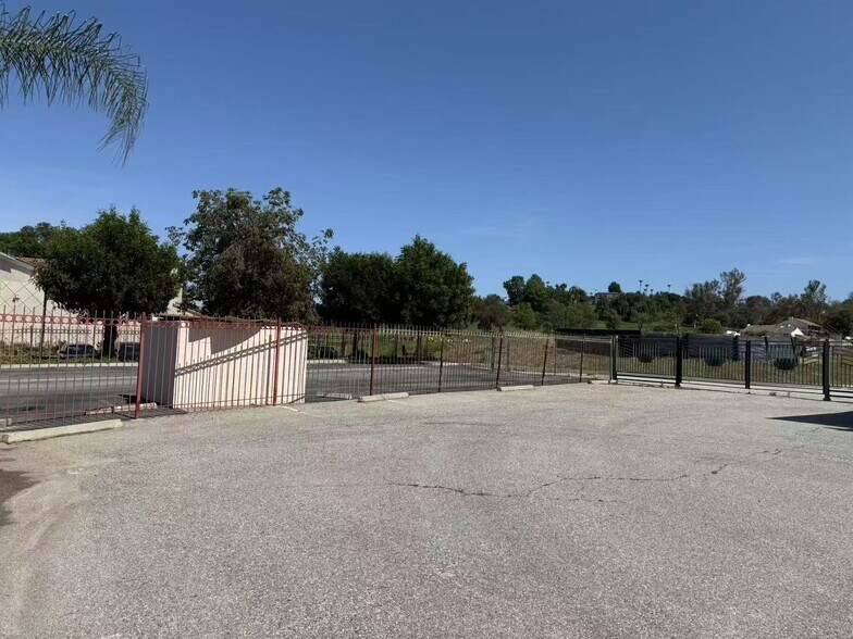 More Photos Of 1716 Brea Canyon Cut Off Rd, Walnut General Retail For Sale