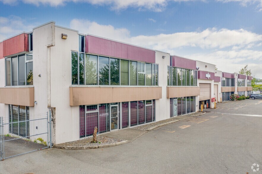 More Photos Of 17688 66th Ave, Surrey Warehouse For Lease