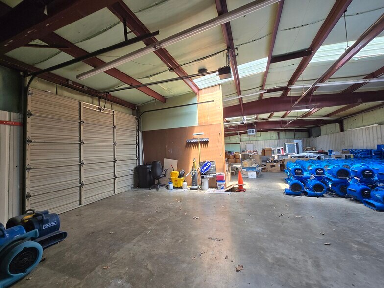More Photos Of 3212 Jean Dr, Memphis Warehouse For Sale