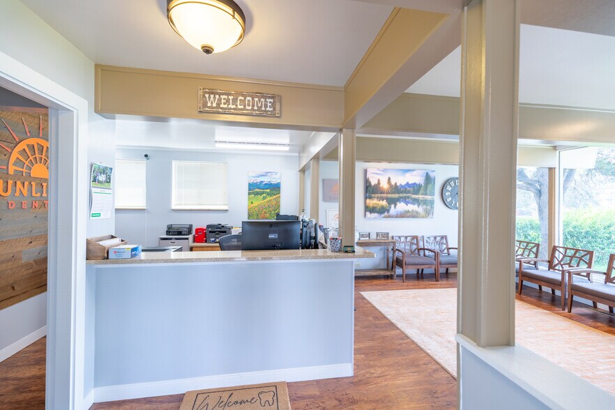 More Photos Of 2120 Logan Ave, Cheyenne Healthcare For Sale