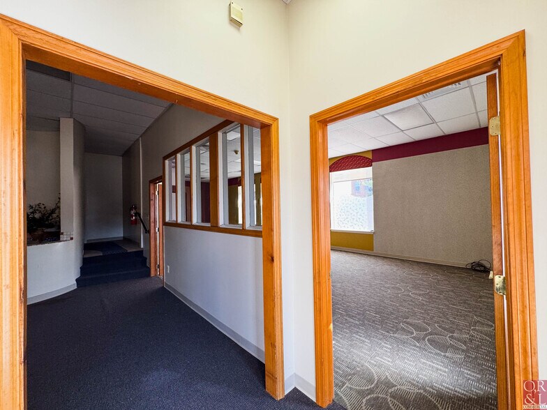 More Photos Of 199 Oakwood Ave, West Hartford Medical For Sale