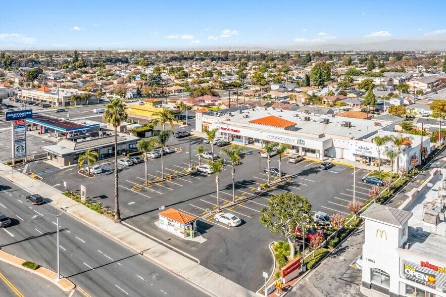 More Photos Of 11021-11035 Rosecrans Ave, Norwalk Unknown For Lease