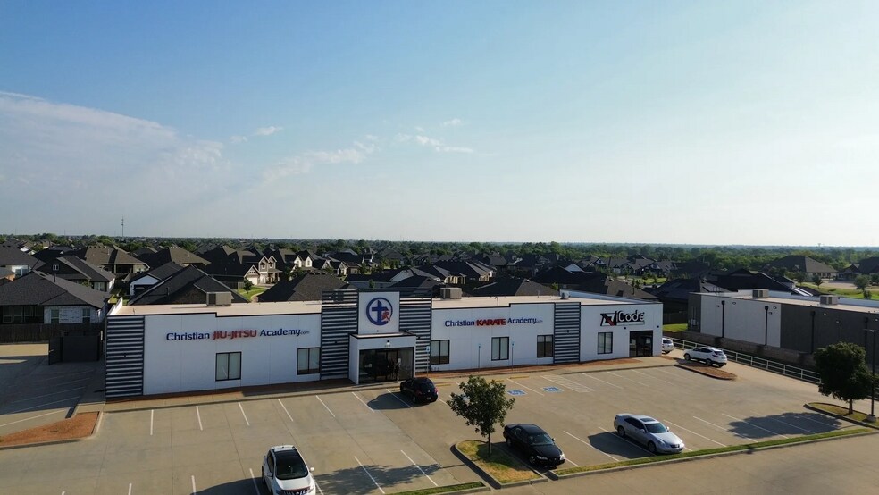 More Photos Of 2217 NW 178th St, Edmond General Retail For Sale