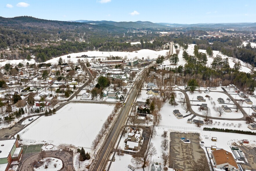 More Photos Of 68 Lyme Rd, Hanover Office Residential For Sale