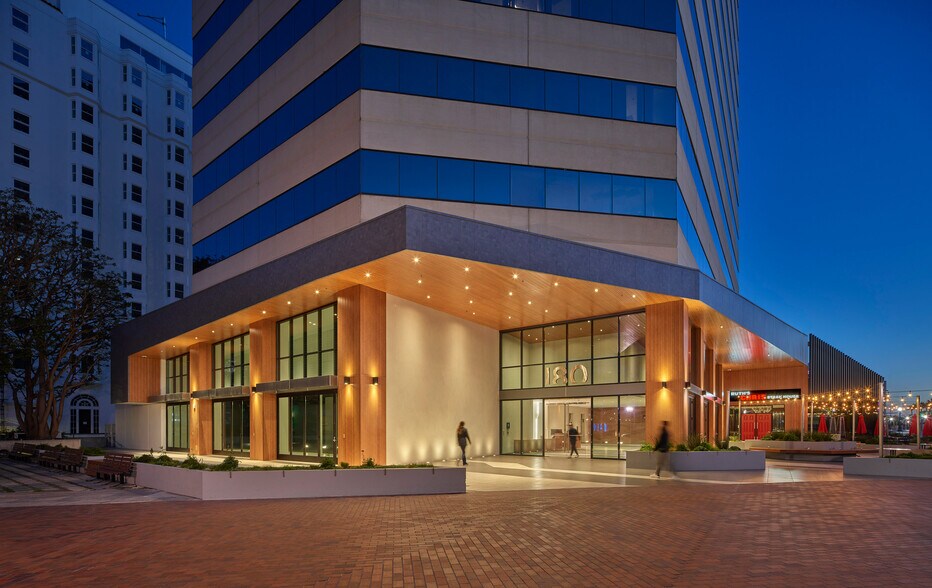 More Photos Of 180 E Ocean Blvd, Long Beach Office For Lease