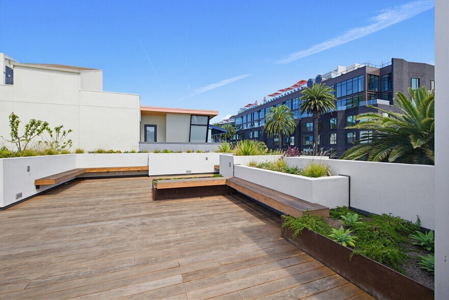 More Photos Of 1540 7th St, Santa Monica Loft Creative Space For Lease