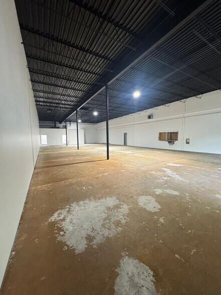 More Photos Of 130 W Smith St, Corry Storefront For Lease