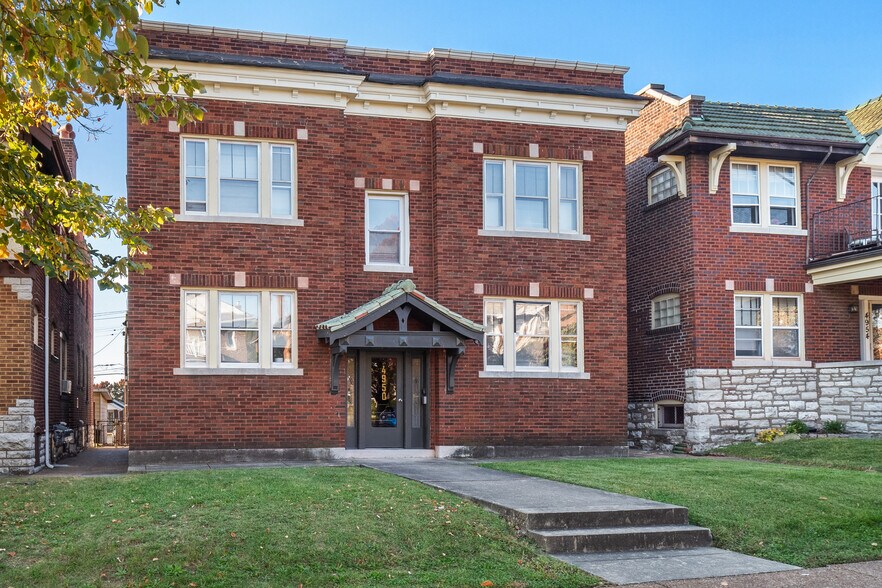 More Photos Of 4950 Winona Ave, Saint Louis Apartments For Sale