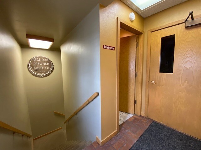 More Photos Of 3125 Main St, Stevens Point Office For Sale