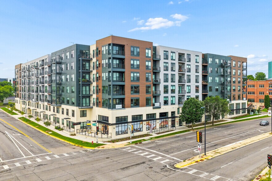 Primary Photo Of 8309 Greenway Blvd, Middleton Apartments For Lease