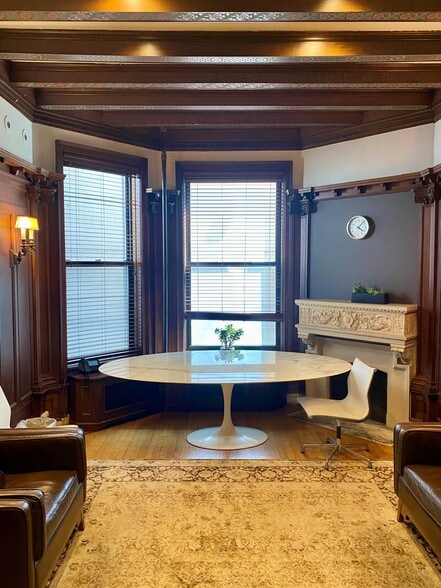 More Photos Of 304 W 81st St, New York Office For Sale