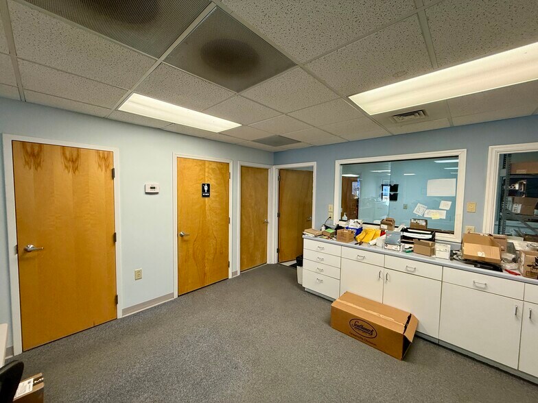 More Photos Of 7718 NC 22 Hwy, Carthage Warehouse For Lease