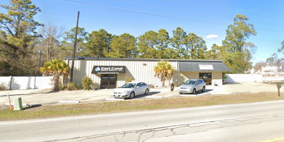 More Photos Of 2582 Highway 24, Newport Service For Lease