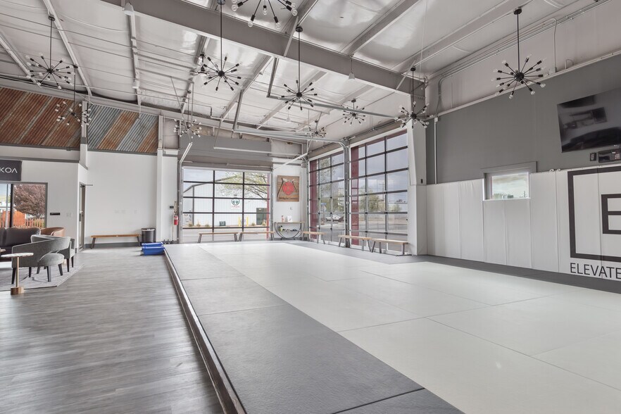 More Photos Of 1027 S 7th St, Grand Junction Warehouse For Sale